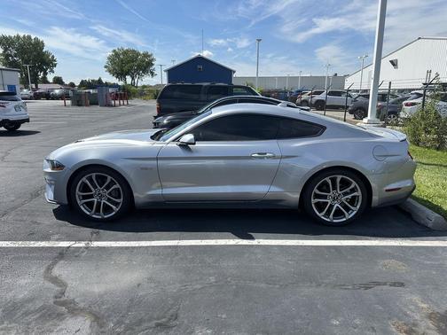 2023 Ford Mustang GT Premium