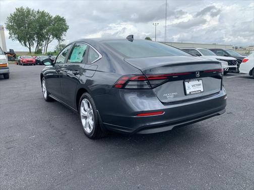 2025 Honda Accord LX 1.5T