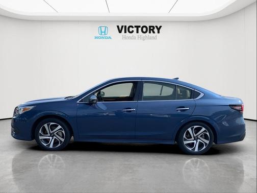 2022 Subaru Legacy Touring XT