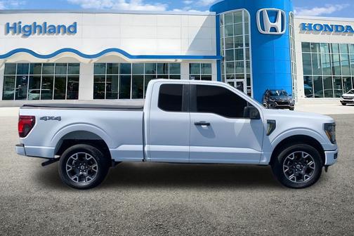 Oxford White 2024 Ford F-150 STX