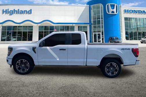Oxford White 2024 Ford F-150 STX
