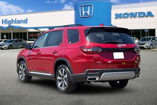 2025 Honda Pilot Touring 8-Passenger