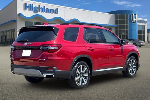 2025 Honda Pilot Touring 8-Passenger