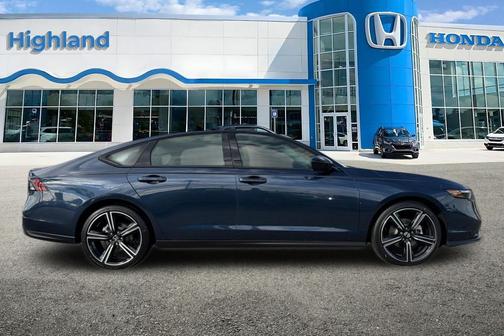 Still Night Pearl 2026 Honda Accord SE