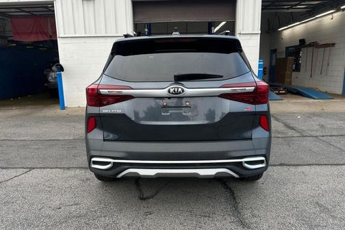 2021 Kia Seltos S