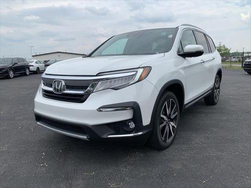 2022 Honda Pilot Touring 8-Passenger