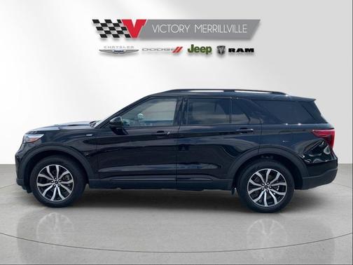 Agate Black Metallic 2023 Ford Explorer ST-Line