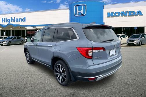 Sonic Gray Pearl 2022 Honda Pilot AWD Elite