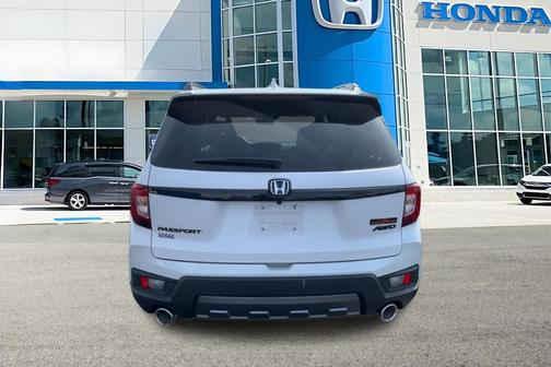 Platinum White Pearl 2024 Honda Passport AWD TrailSport