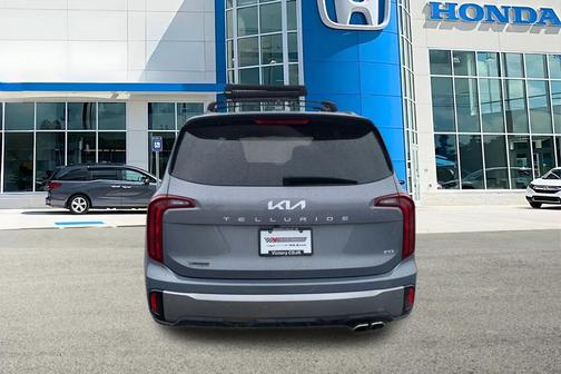 Everlasting Silver 2025 Kia Telluride S