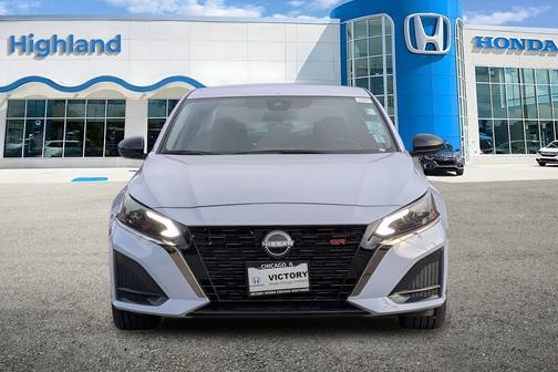 2024 Nissan Altima SR FWD