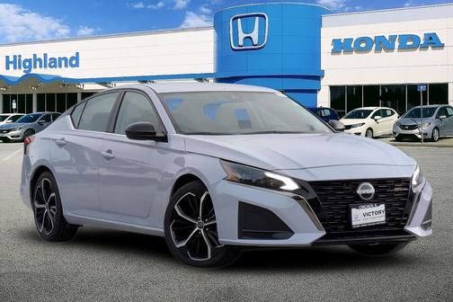 2024 Nissan Altima SR FWD