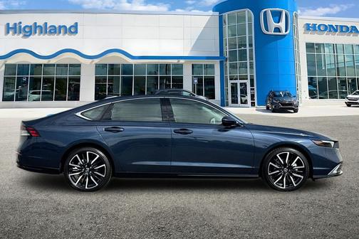 2025 Honda Accord Hybrid Touring