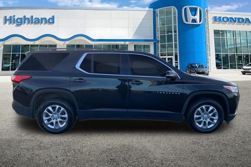 2020 Chevrolet Traverse LT Cloth