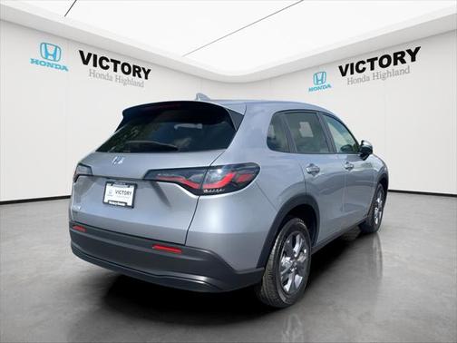 2026 Honda HR-V LX