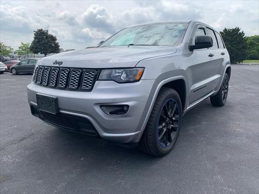 2017 Jeep Grand Cherokee Altitude