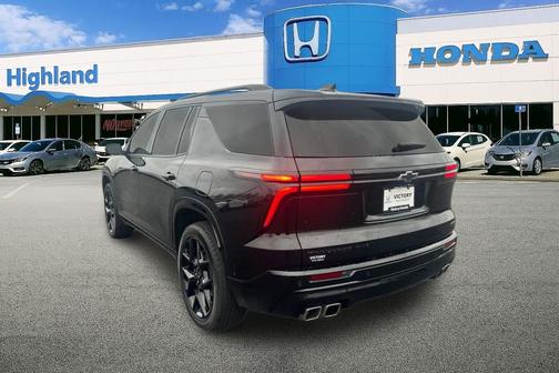 2025 Chevrolet Traverse RS