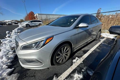 2016 Hyundai SONATA Sport
