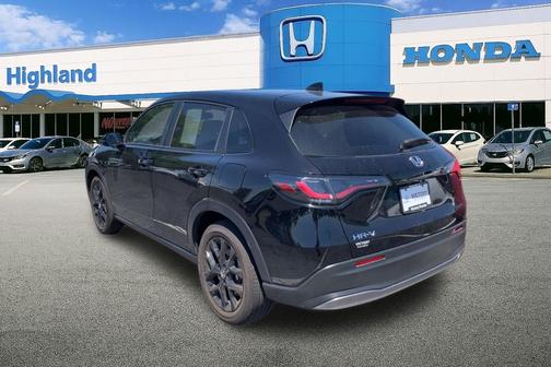 Crystal Black Pearl 2025 Honda HR-V AWD Sport