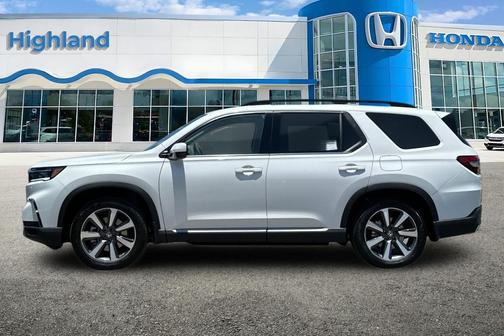 2025 Honda Pilot Touring 8-Passenger
