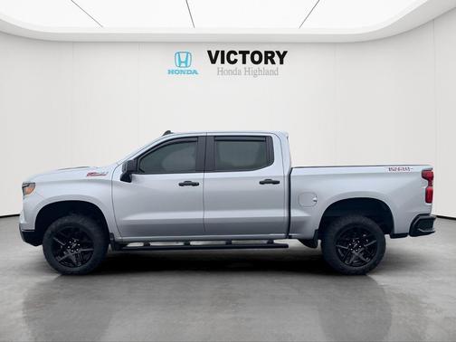 2022 Chevrolet Silverado 1500 Custom Trail Boss