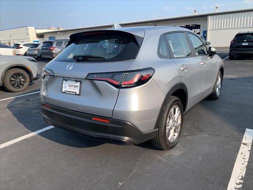2025 Honda HR-V LX