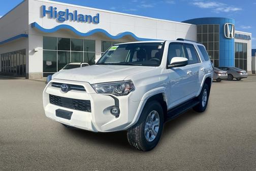 2024 Toyota 4Runner SR5