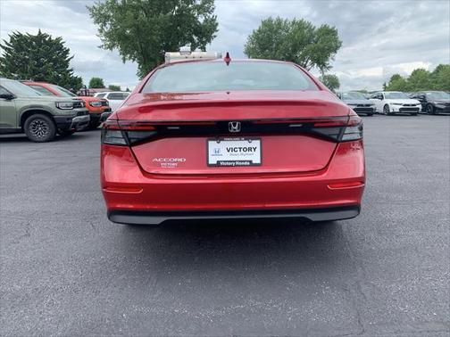 2025 Honda Accord LX 1.5T