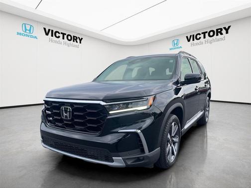2024 Honda Pilot Touring 8-Passenger