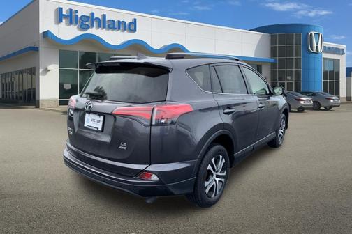 Magnetic Gray Metallic 2017 Toyota RAV4 LE
