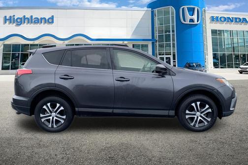 Magnetic Gray Metallic 2017 Toyota RAV4 LE