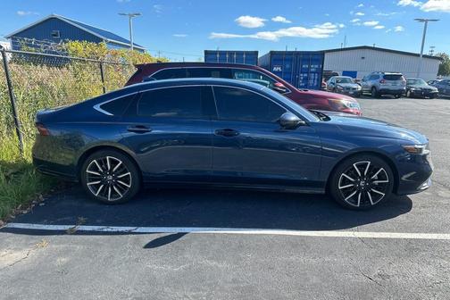 2025 Honda Accord Hybrid Touring
