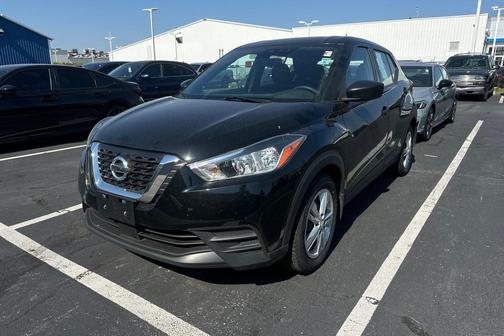 2020 Nissan Kicks S