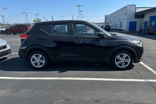 2020 Nissan Kicks S
