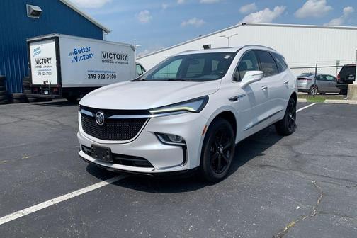 2023 Buick Enclave Essence AWD