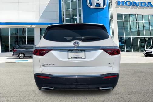 2023 Buick Enclave Essence AWD