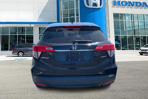 Crystal Black Pearl 2021 Honda HR-V LX