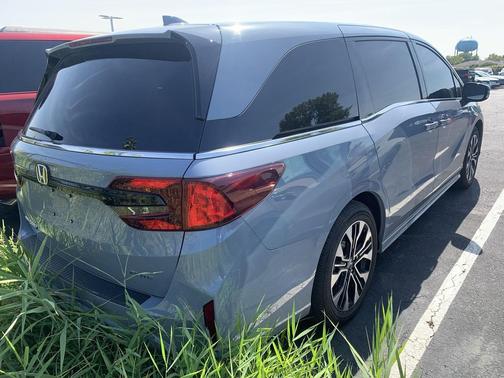 2025 Honda Odyssey Elite