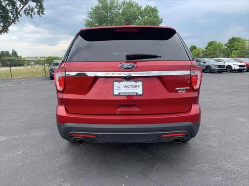 2016 Ford Explorer Base