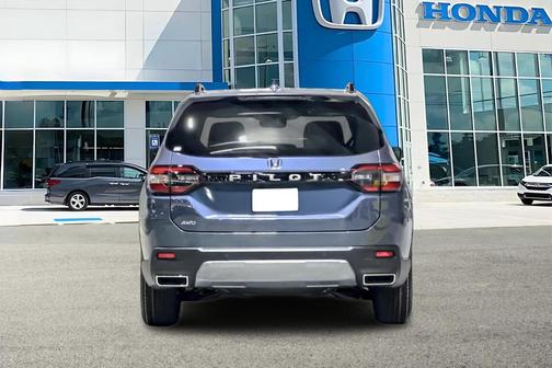 Smoke 2026 Honda Pilot EX-L