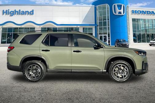 Ash 2026 Honda Pilot TrailSport
