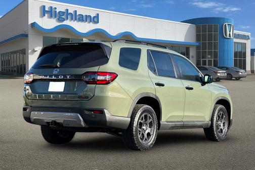 Ash 2026 Honda Pilot TrailSport