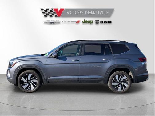 Platinum Gray Metallic 2025 Volkswagen Atlas 2.0T SE w/Technology 4MOTION