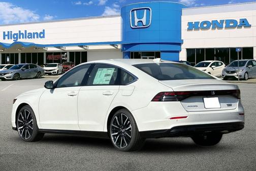 2025 Honda Accord Hybrid Touring
