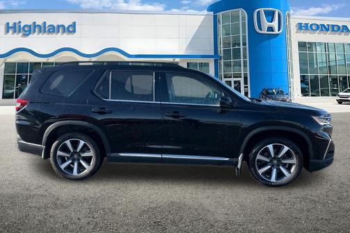 2023 Honda Pilot AWD Elite