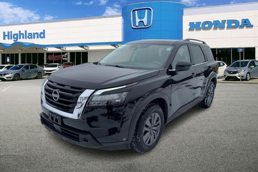 2025 Nissan Pathfinder SV 4WD