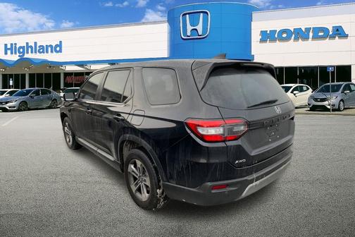 2023 Honda Pilot AWD EX-L 8 Passenger