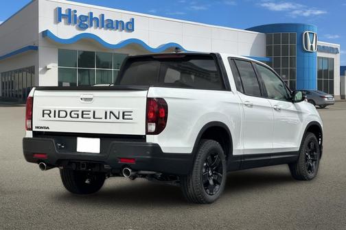 Platinum 2026 Honda Ridgeline Black