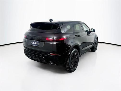 2026 Land Rover Range Rover Evoque Dynamic SE