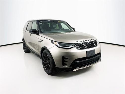 2024 Land Rover Discovery P300 Dynamic SE